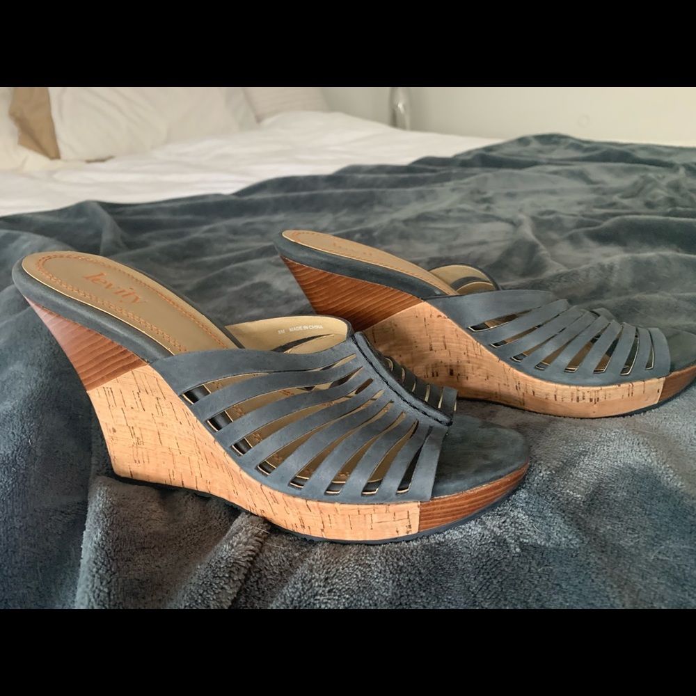 Summer sandals
